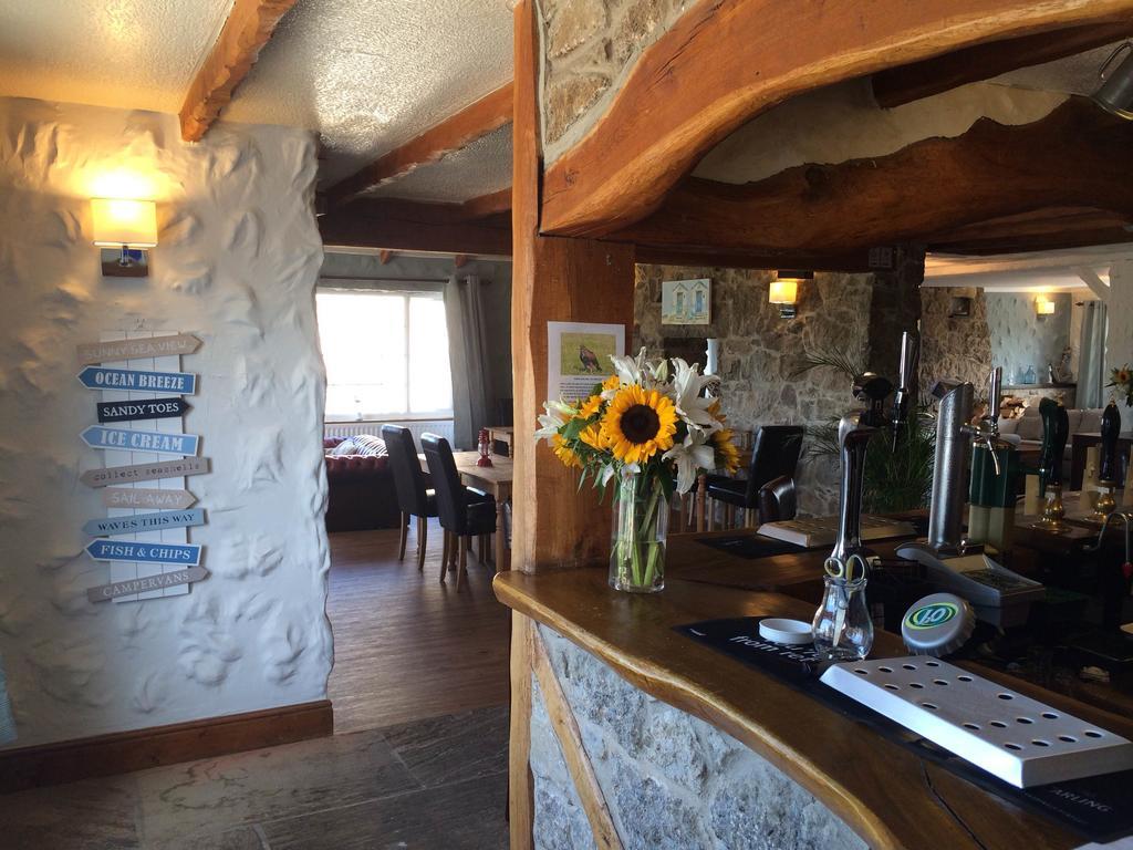 Ty Dderw Country Inn Moelfre Eksteriør billede