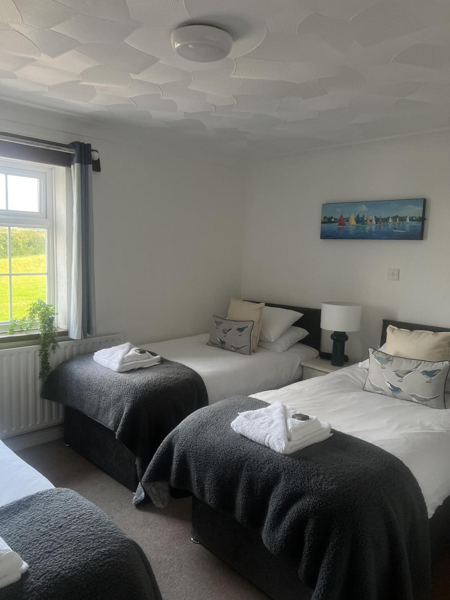 Ty Dderw Country Inn Moelfre Værelse billede