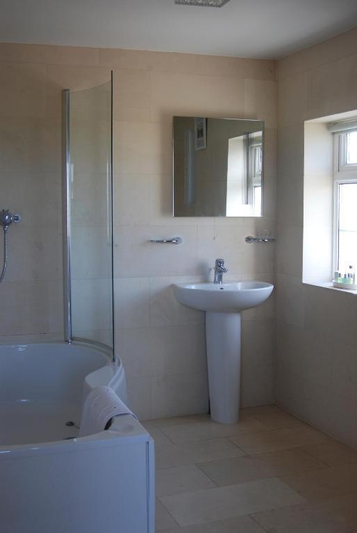 Ty Dderw Country Inn Moelfre Værelse billede