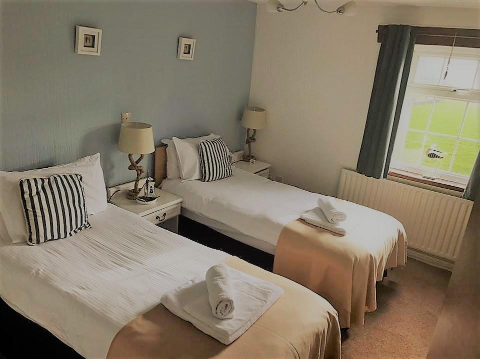 Ty Dderw Country Inn Moelfre Eksteriør billede